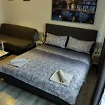 דירה Nice Apartments Prague פראג